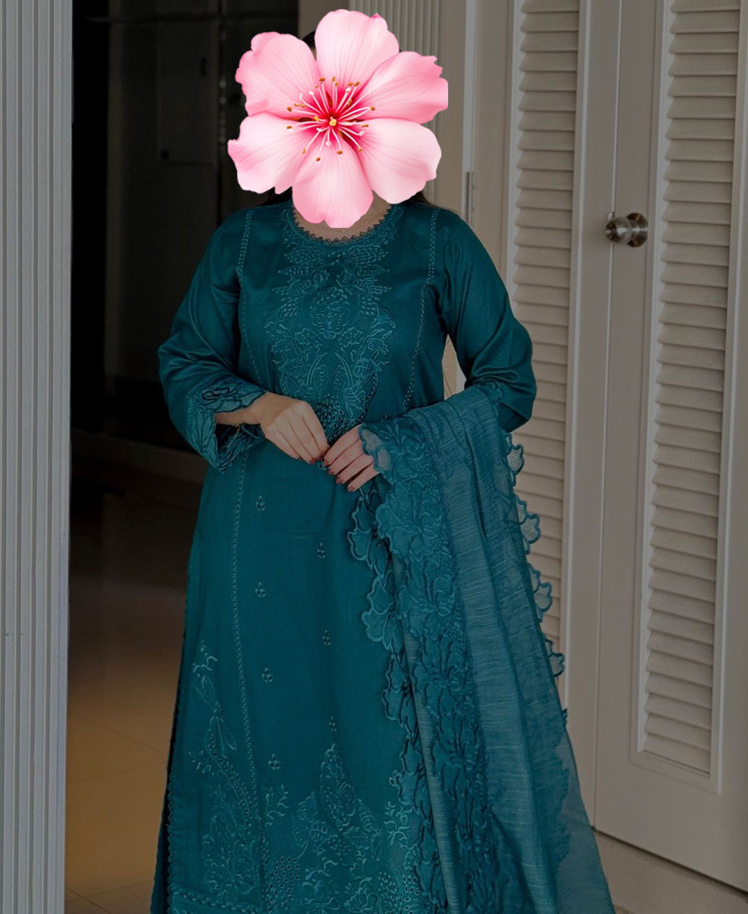 3pc Unstitched Pure Lawn Heavy Embroidered Suit
