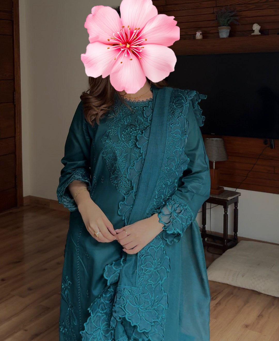 3pc Unstitched Pure Lawn Heavy Embroidered Suit