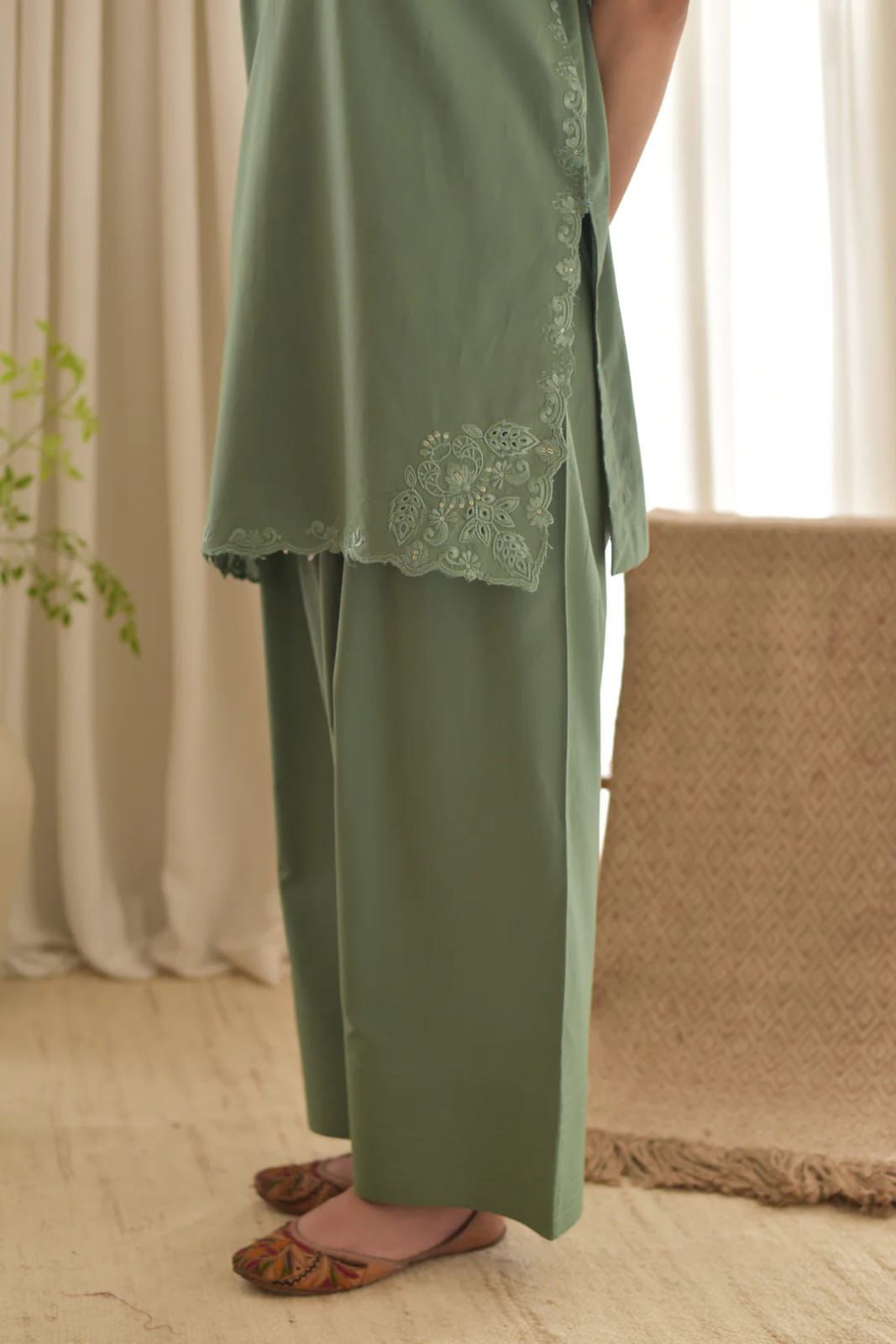 3pc Unstitched Pure Lawn Embroidered Suit
