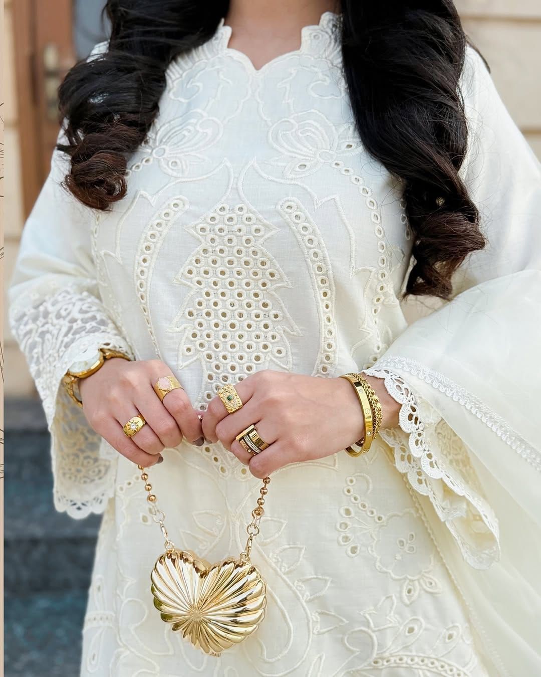 3pc Unstitched Pure Lawn Heavy Embroidered Suit