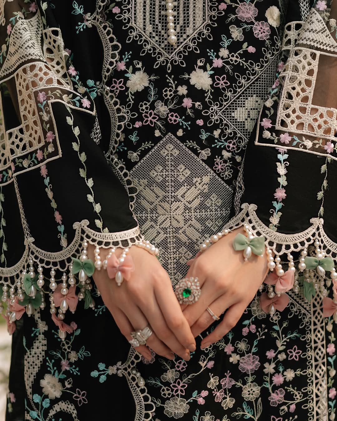 3pc Unstitched Fully Heavy Embroidered Lawn Suit