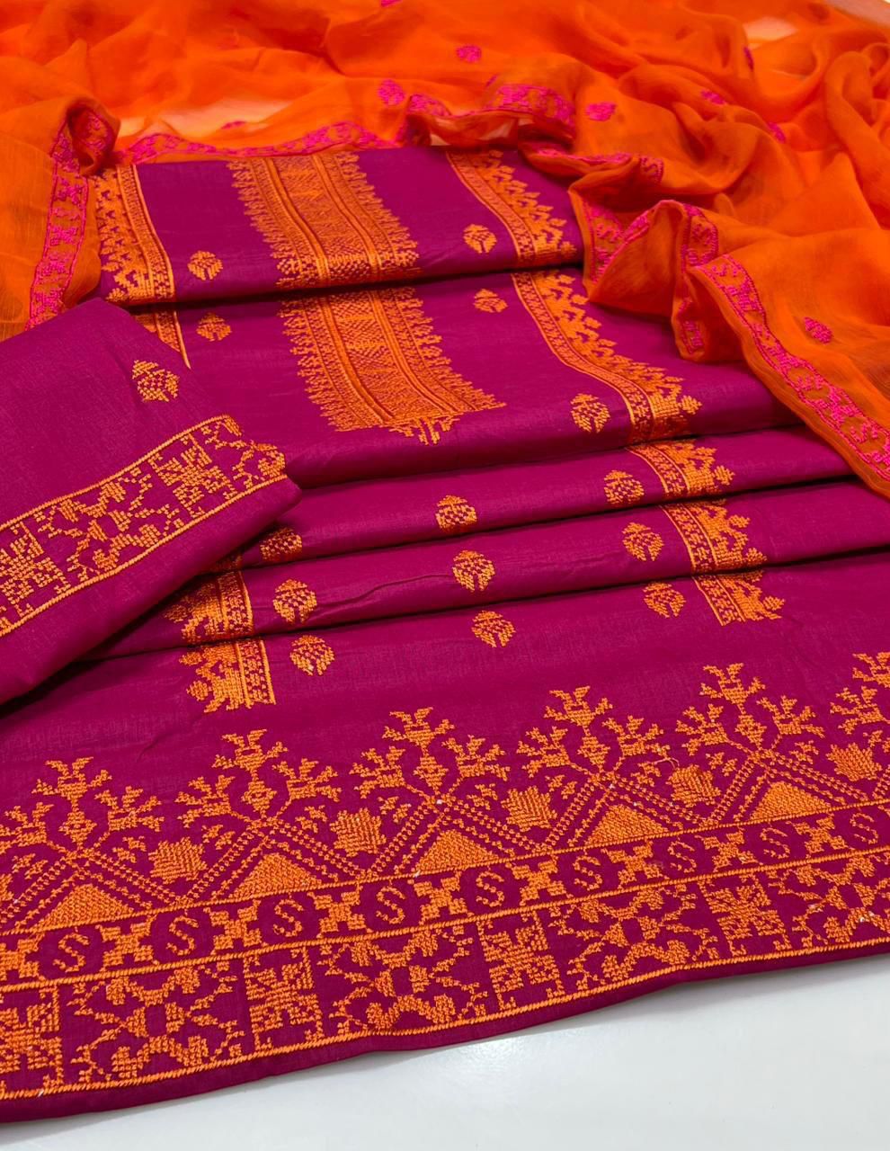 3pc Unstitch Heavy Embroidered Cotton Lawn Suit