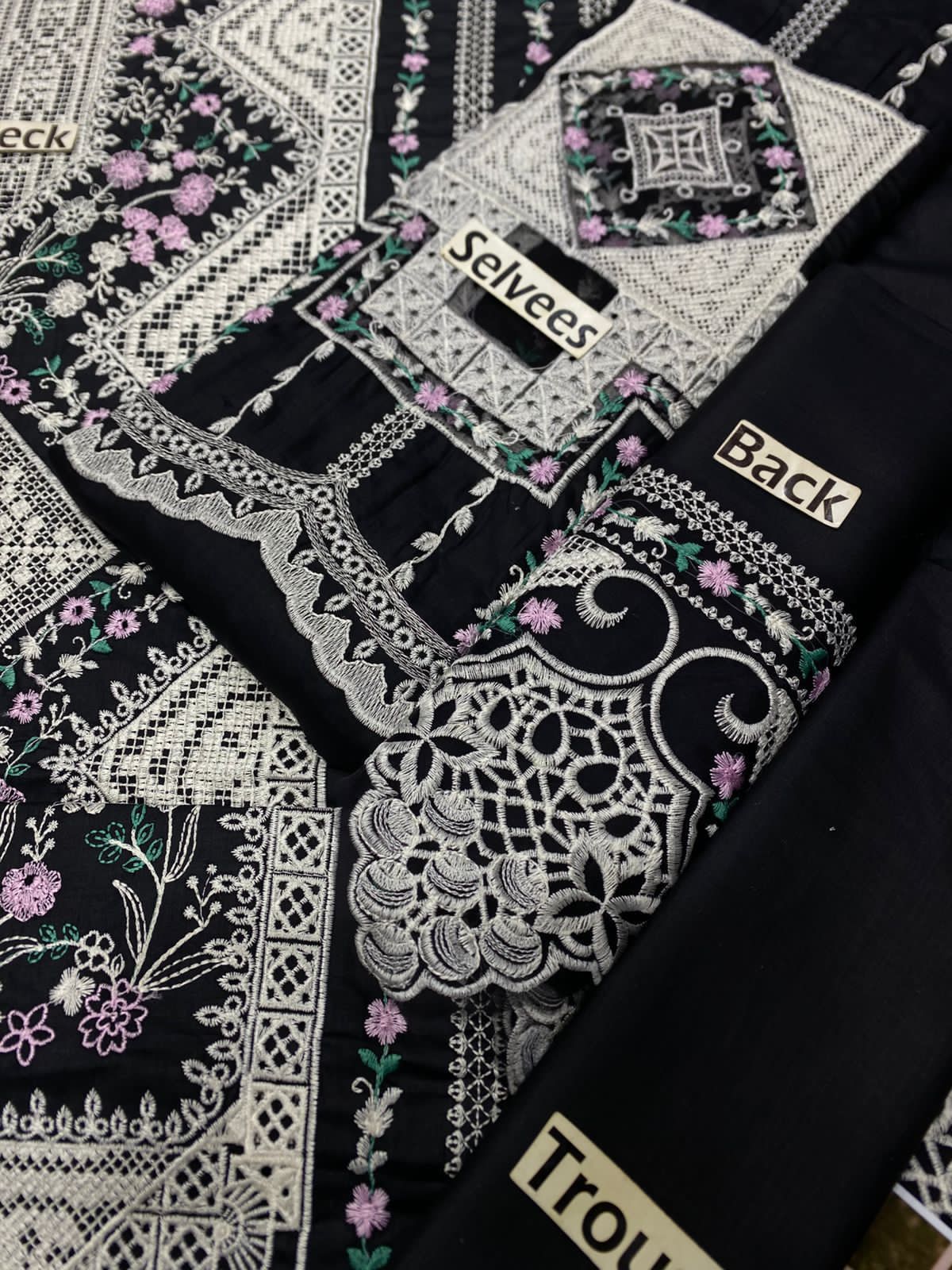 3pc Unstitched Fully Heavy Embroidered Lawn Suit